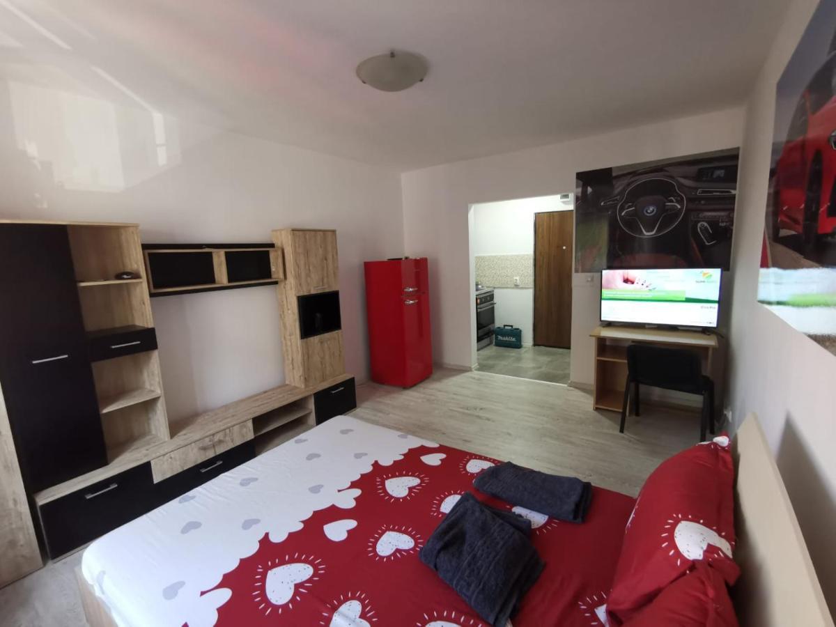 Bmw Studio Apartment บูคาเรสต์ ภายนอก รูปภาพ